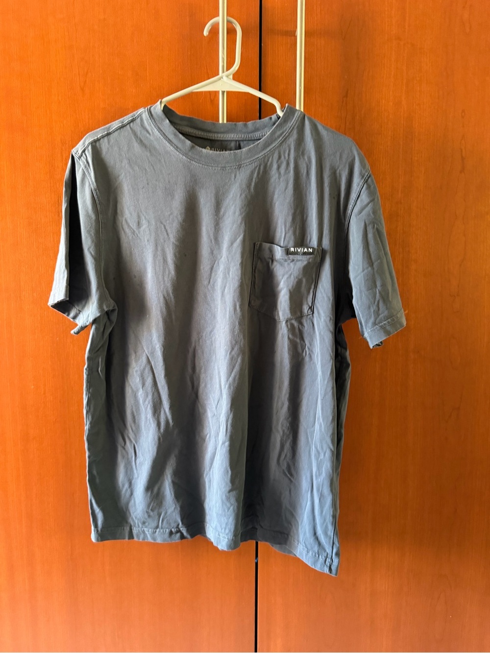 Men's RIVIAN Heritage Pocket Tee T-shirt in Storm Blue size L